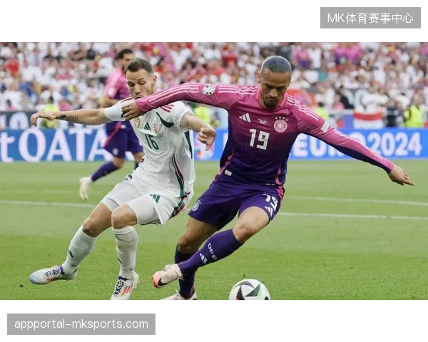琼阿梅尼的强悍对抗是法国中场硬度保证，德尚的战术体系极度依赖其防守覆盖